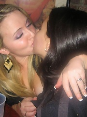 girls kissing megamix 15